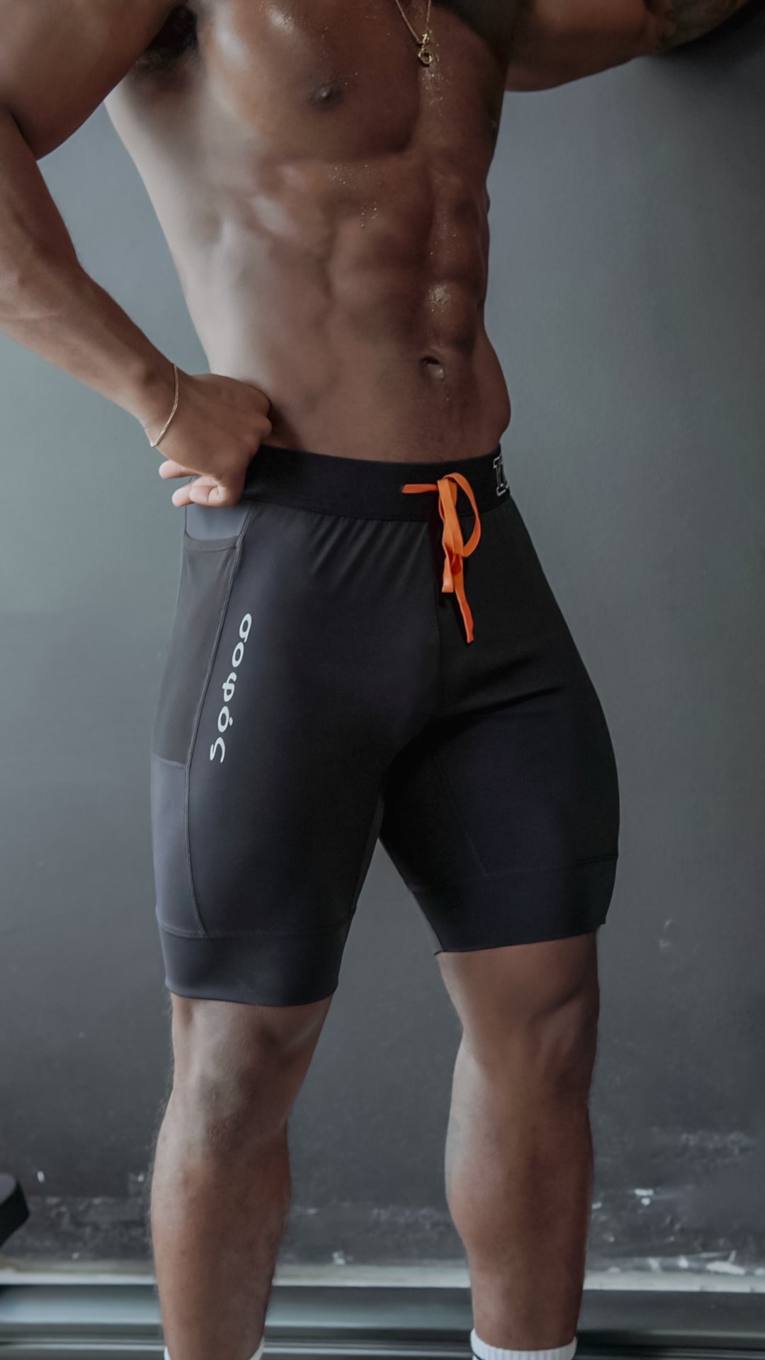 SPRINT SHORTS - BLACK